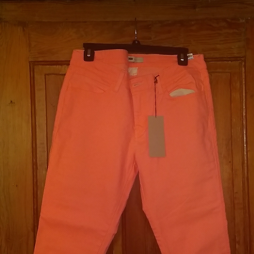 Women Levi's - Picture 3 of 5